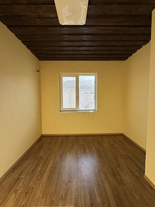 Таунхаус на два входи