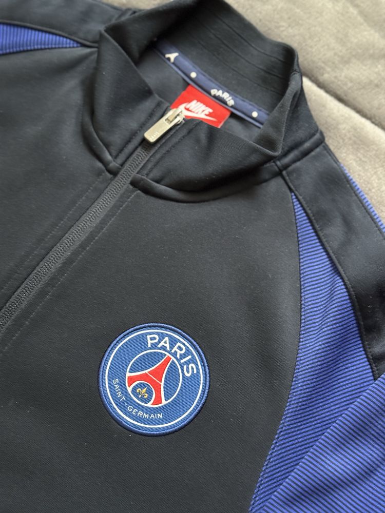 Paris Saint-Germain x Nike Jacket