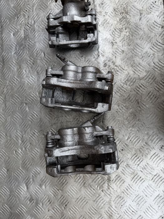 Суппорт передний задний Форд транзит 07год ford transit