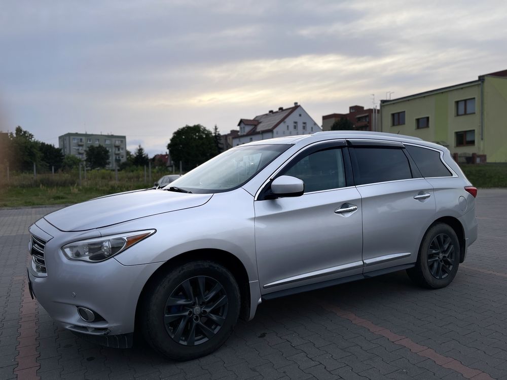 INFINITI JX35 з 2013 р .Розкішний семимісний кроссовер.