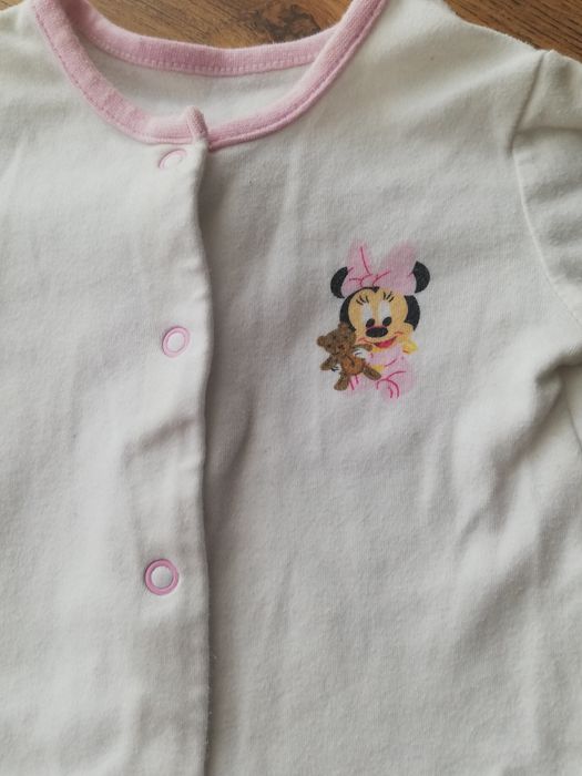 Pajacyk niemowlęcy dla dziewczynki biały r. 68 Myszka Minie 3-6msc