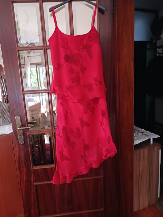 Roupa cerimónia bom estado