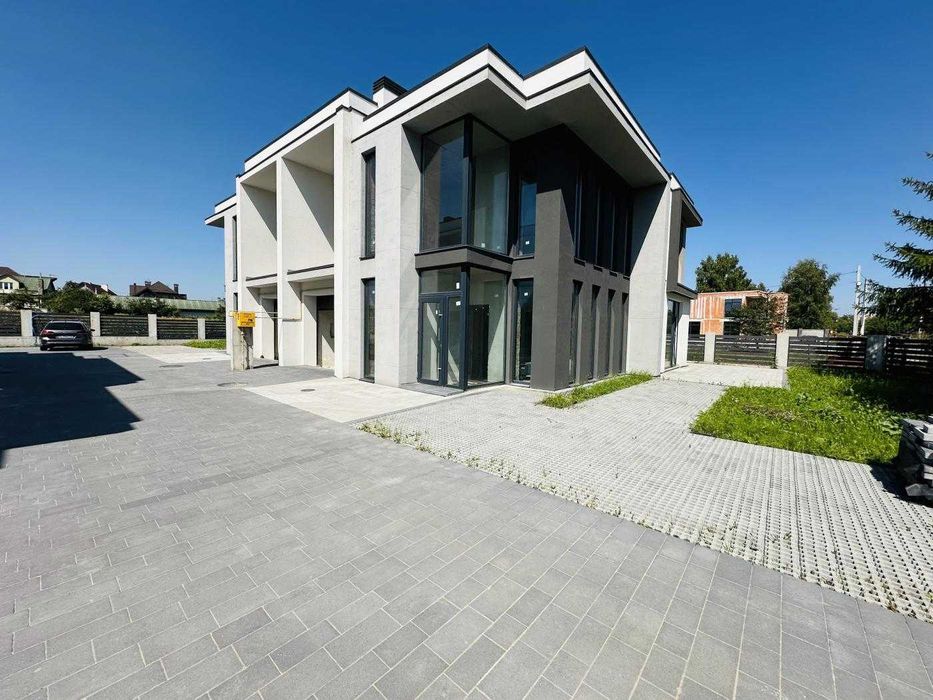 Продаж Будинку В Зубрі, Львів