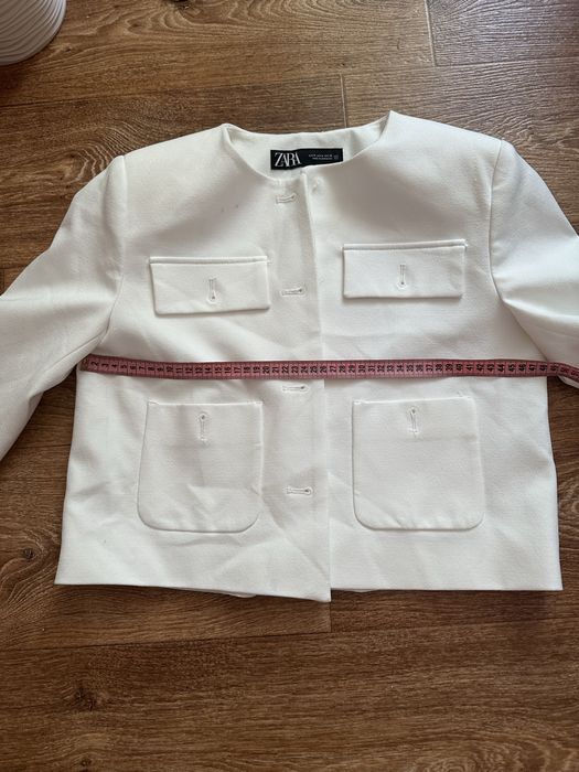 Вкорочений піджак ZARA, розмір М