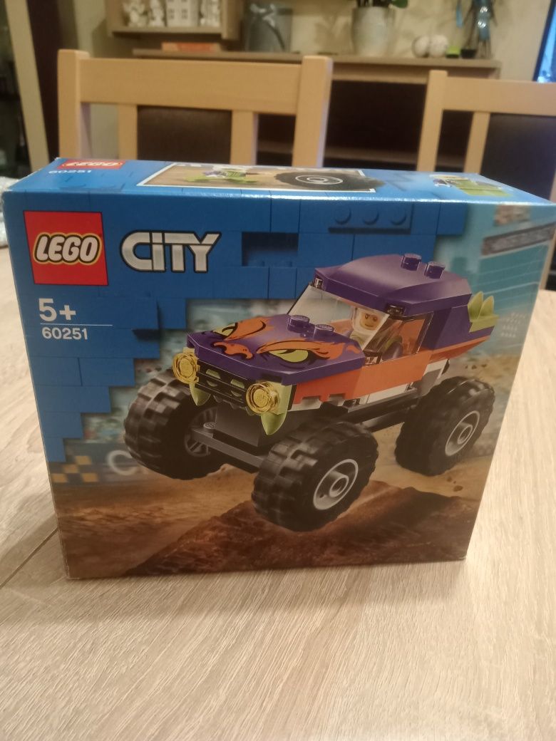 LEGO city  60251