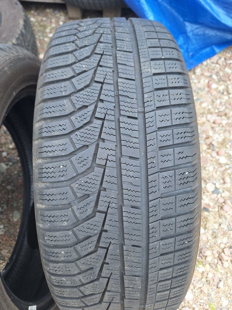 Opony zimowe Hankook Winter icept evo2  205 50r17