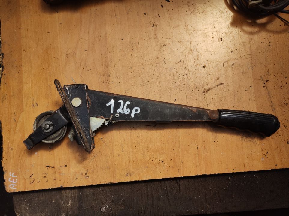 Fiat 126p Maluch  dzwignia hamulca ręcznego