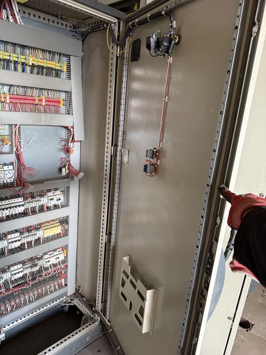Rozdzielnia, szafa elektryczna sterownicza 190x80x42
