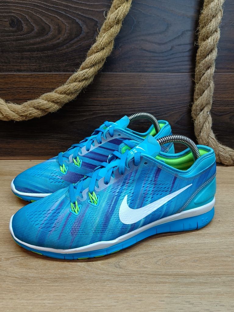 Niebieskie męskie buty sportowe Nike Free 5.0 Tr