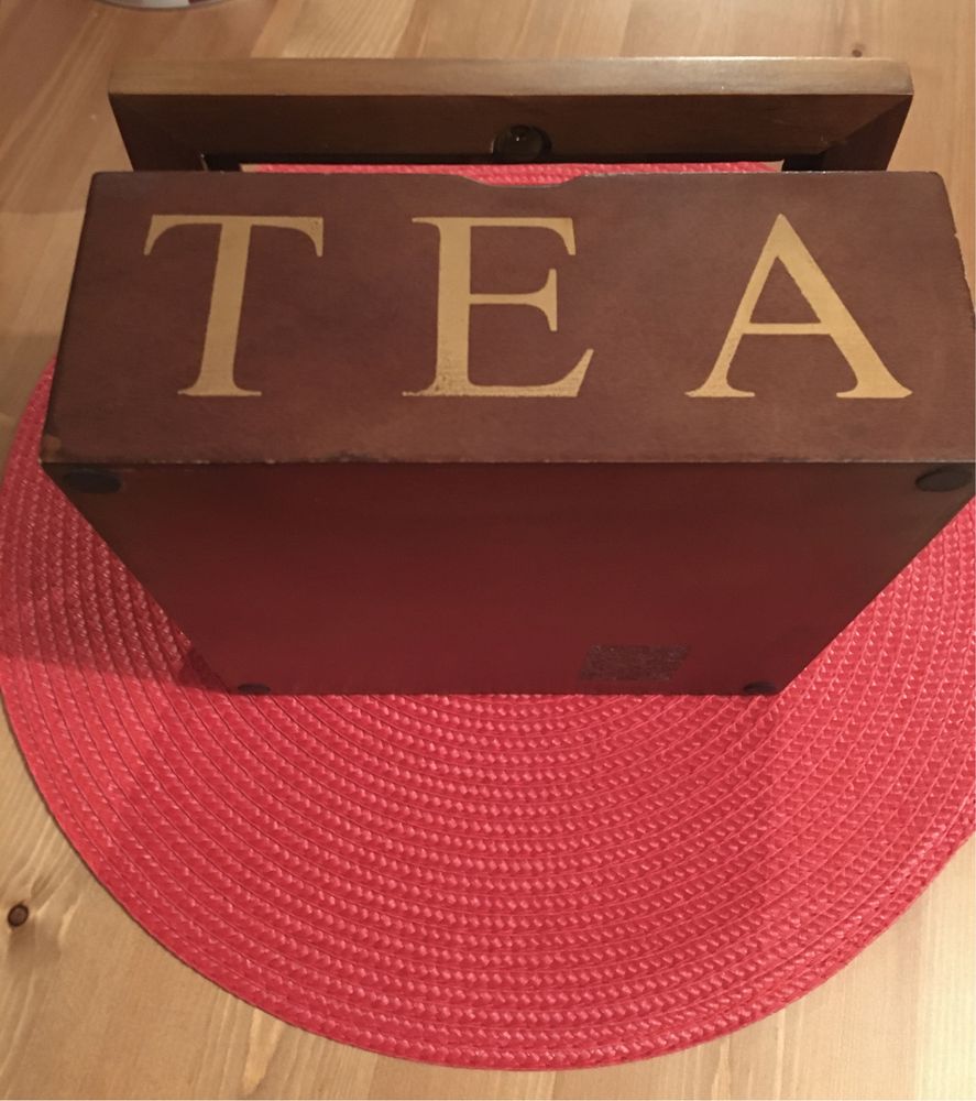 Pudelko na herbate drewniane z szybka