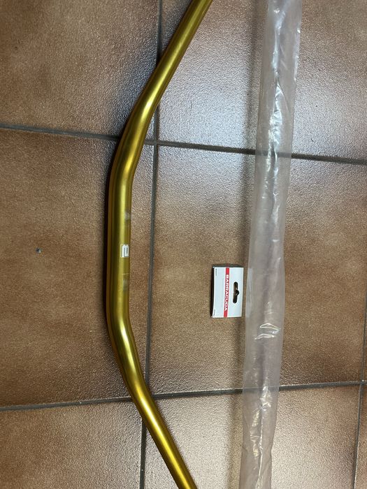 Guiador Barracuda dourado, seccao variavel 28/22