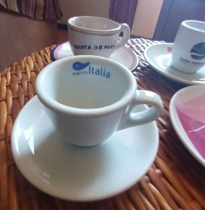 Conjunto de 4 chávenas de café
