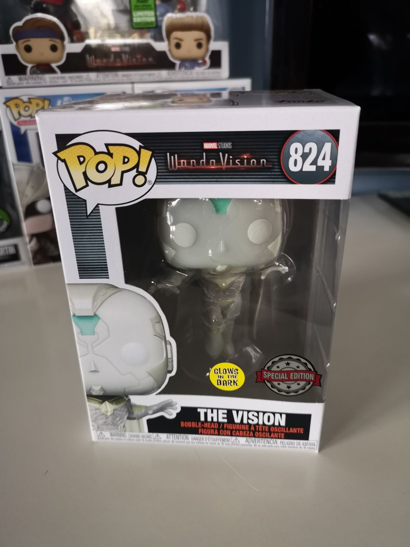 Funko Pop WandaVision The Vision 824 Special Edition Glows in the dark