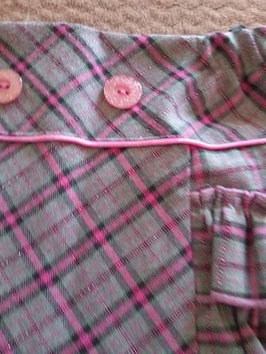 Spódnica w kratę dla dziewczynki