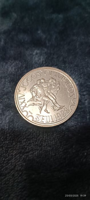 Moeda Duzentos e Cinquenta Escudos Seul 1988