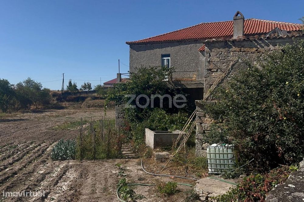 Moradia, Carrazeda de Ansiães