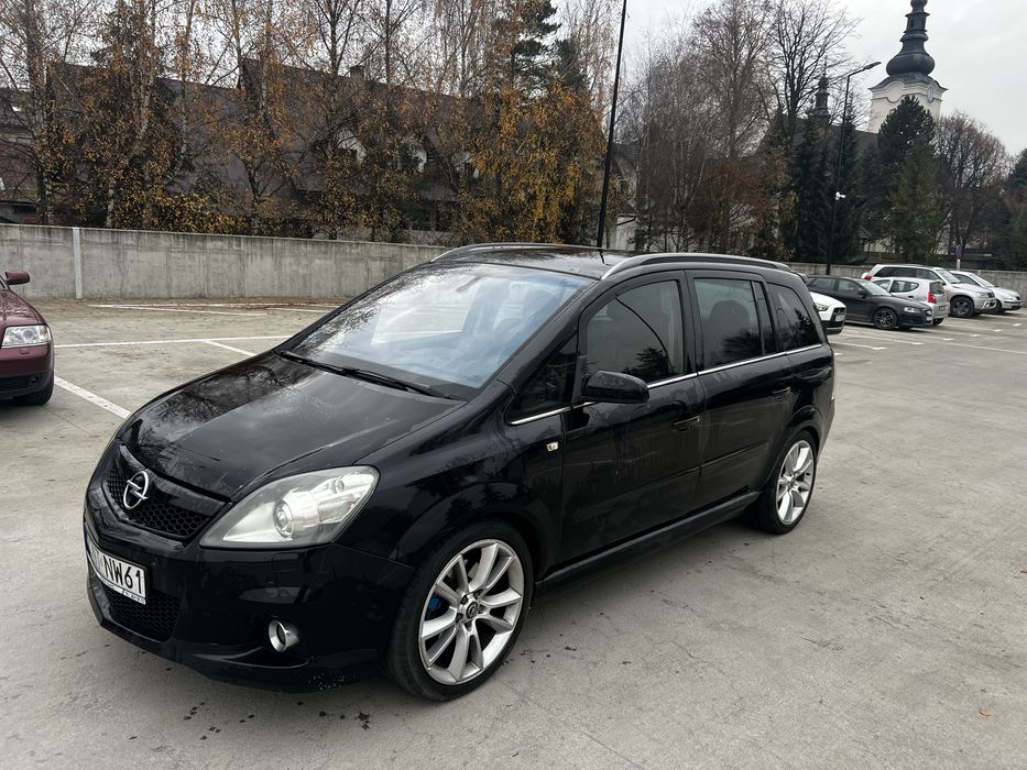 Opel Zafira 2.0T 240koni OPC 2005r