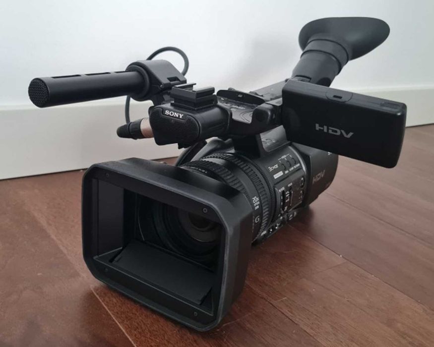 Câmara vídeo SONY HVR-Z5E MiniDV com mochila LUGGY