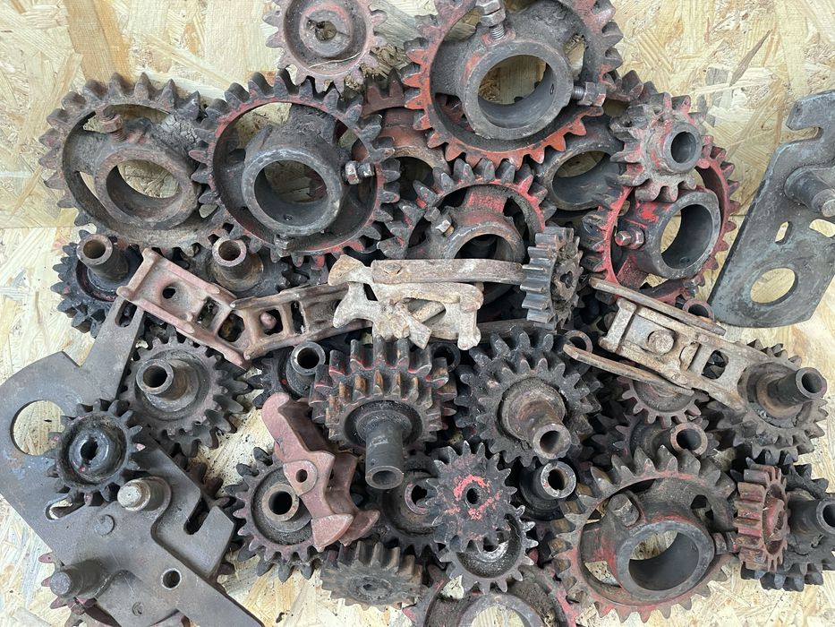 /нові/Зірочки/шестерні до кінної сівалкі/ грузи тягарці