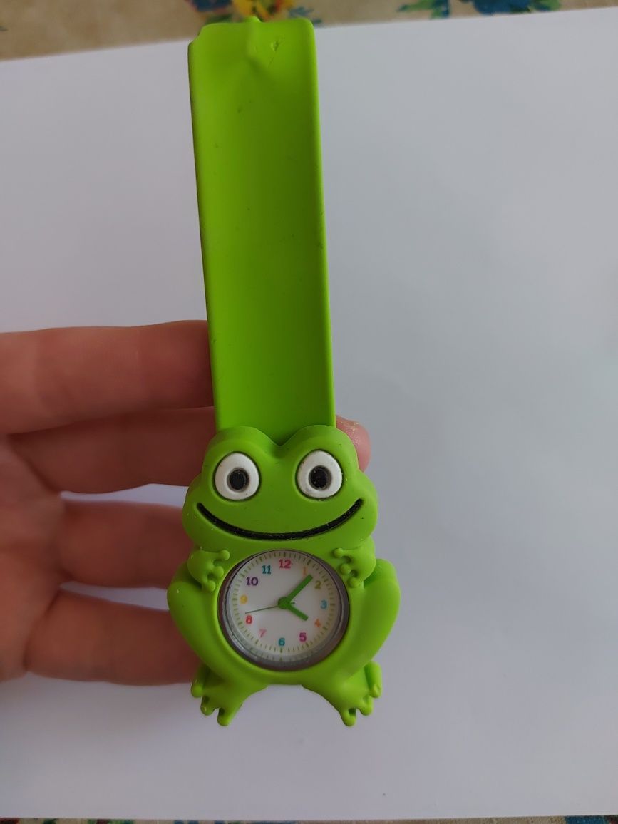 Часы детские лягушка