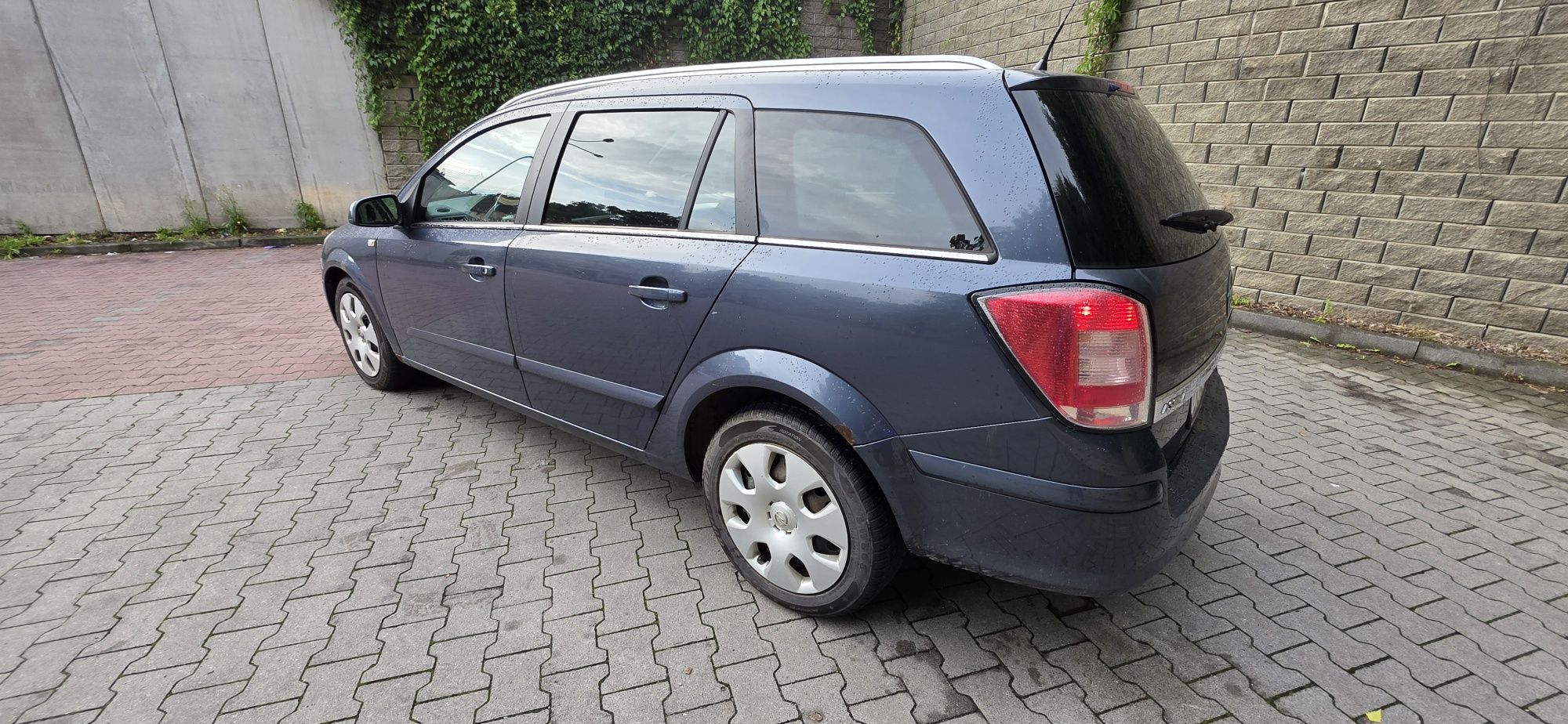 Opel Astra H  1.9 cdti 120km Z19DT