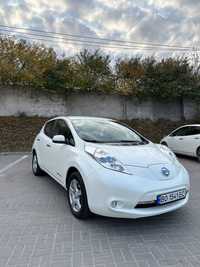 Nissan leaf 2013