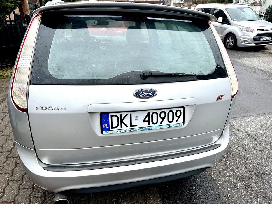 Focus pakiet ST 2.0b Ghia dotykowa navi,hak, xenon, pół skóry, zamiana