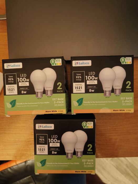 Żarówka LED E27 8W100W 2700k