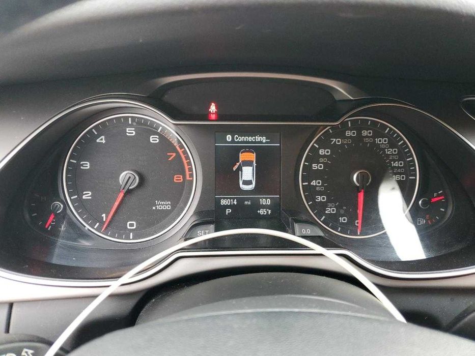 Audi A4 Premium Plus 2014 .