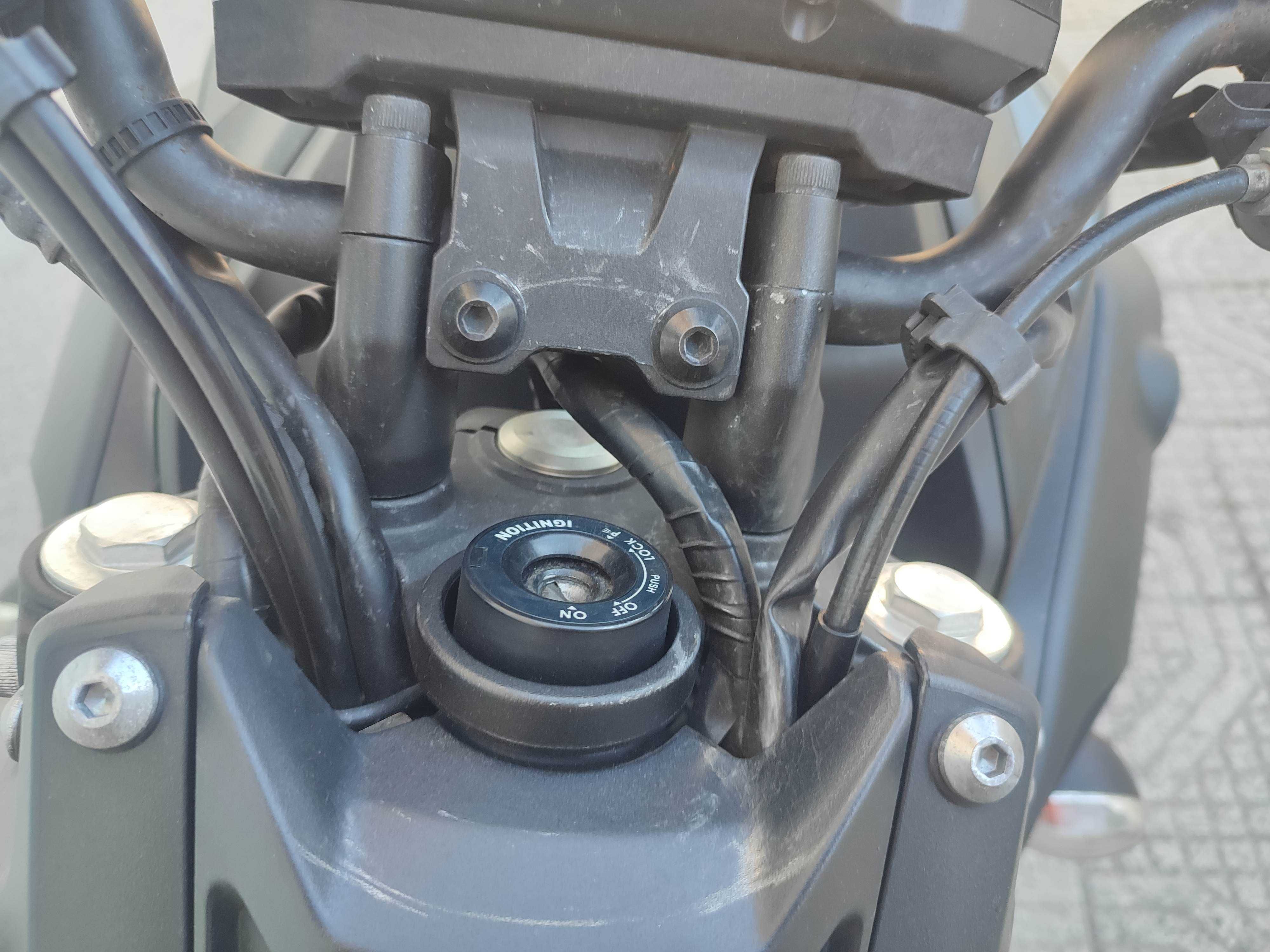 Yamaha MT-07 naked