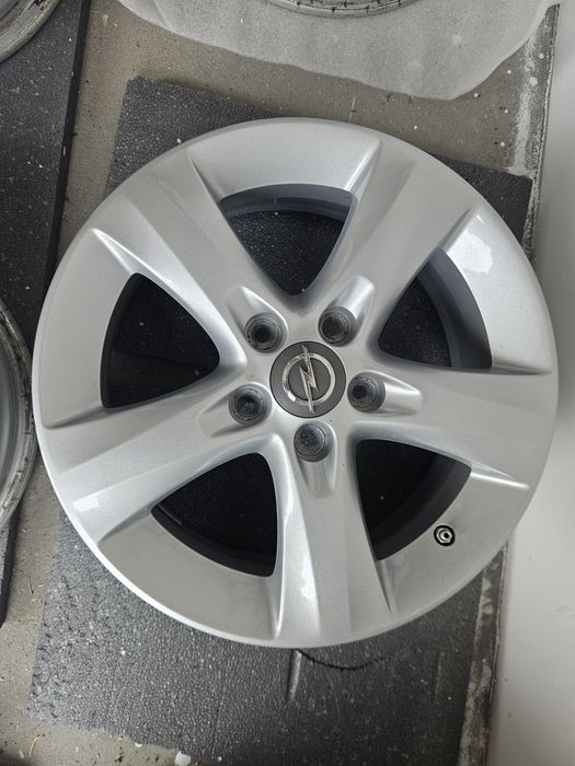 Alufelgi 16 5x110 z czujnikami