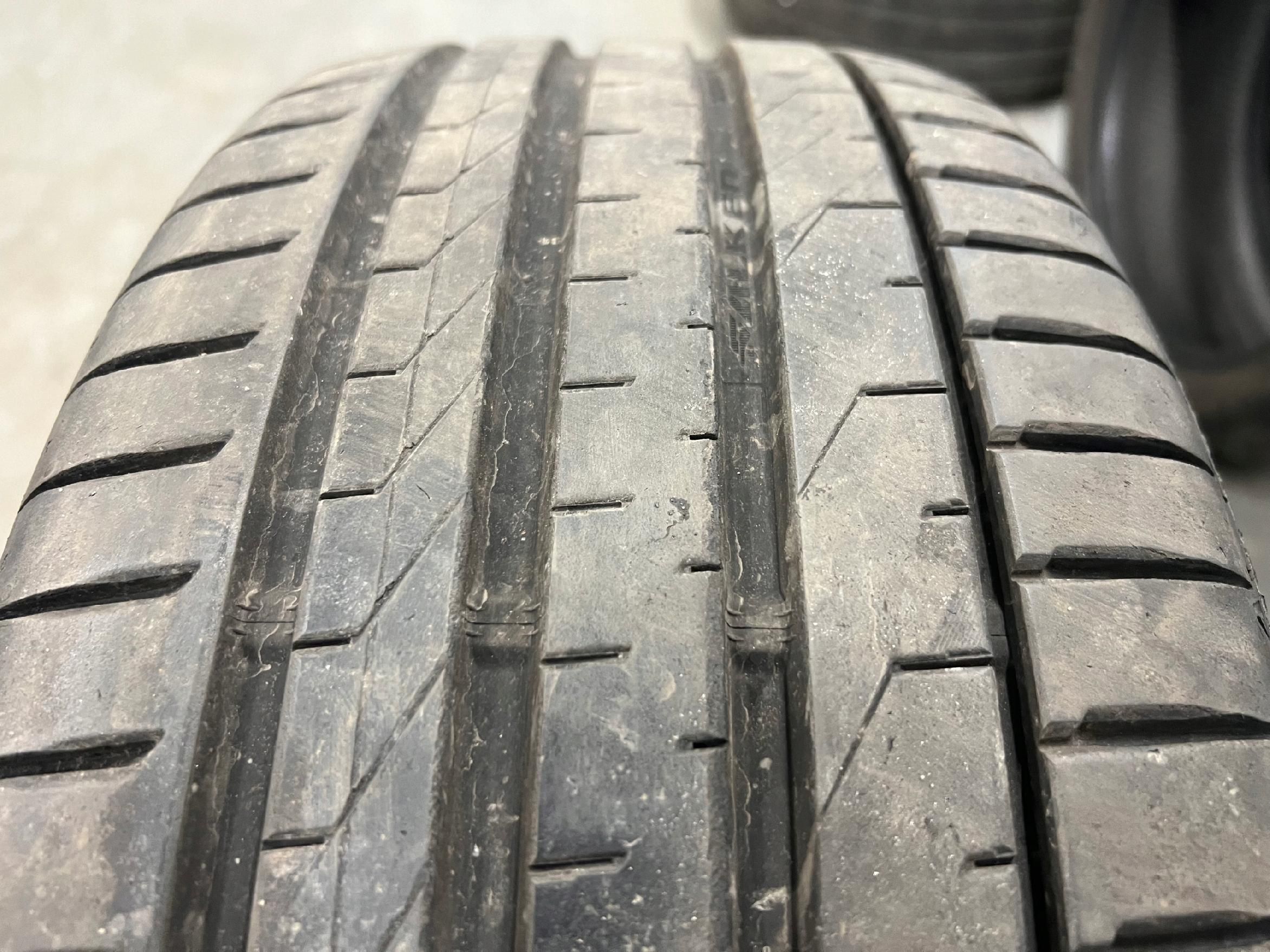 Opona Falken Azenis FKS20 - 225/45/18
