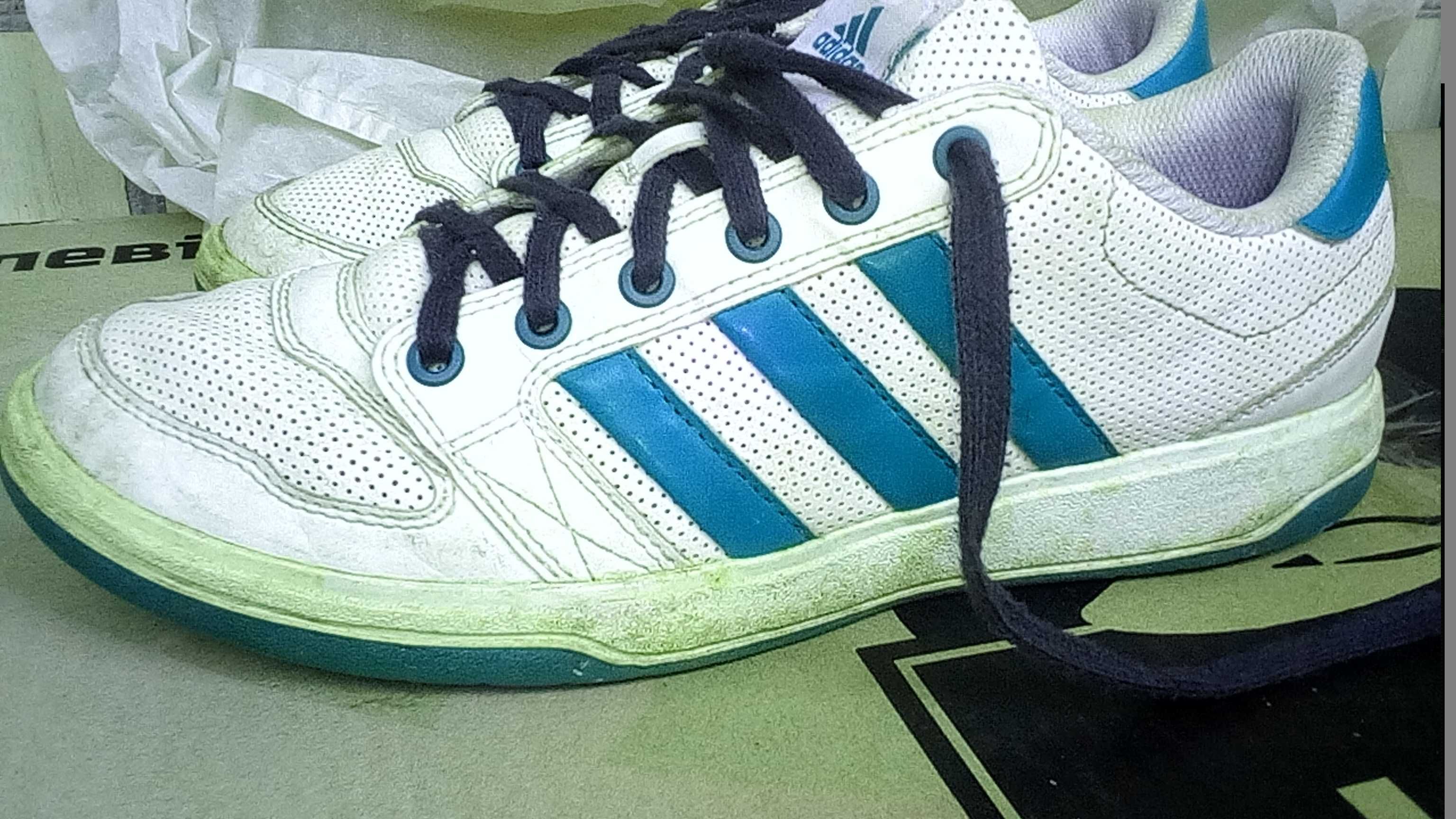 Продам брендові чоловічі кросівки  Аdidas, у хорошому стані.
