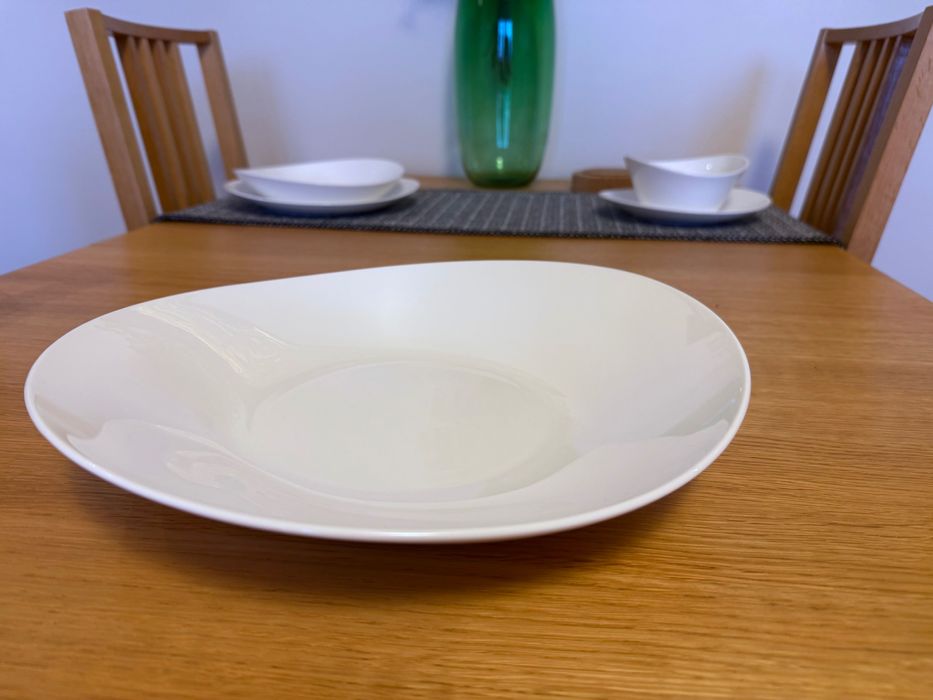 Zastawa stołowa IKEA SKYN na 12 osób - porcelana kostna/bone china