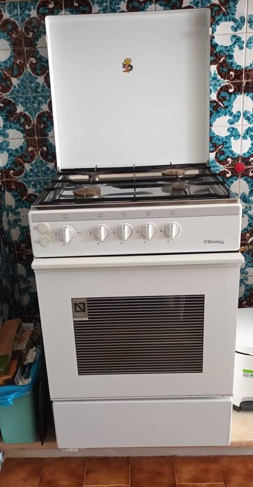 Fogão com forno a Gaz natural