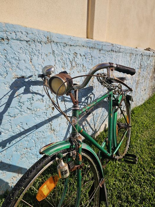 Bicicleta pasteleira antiga