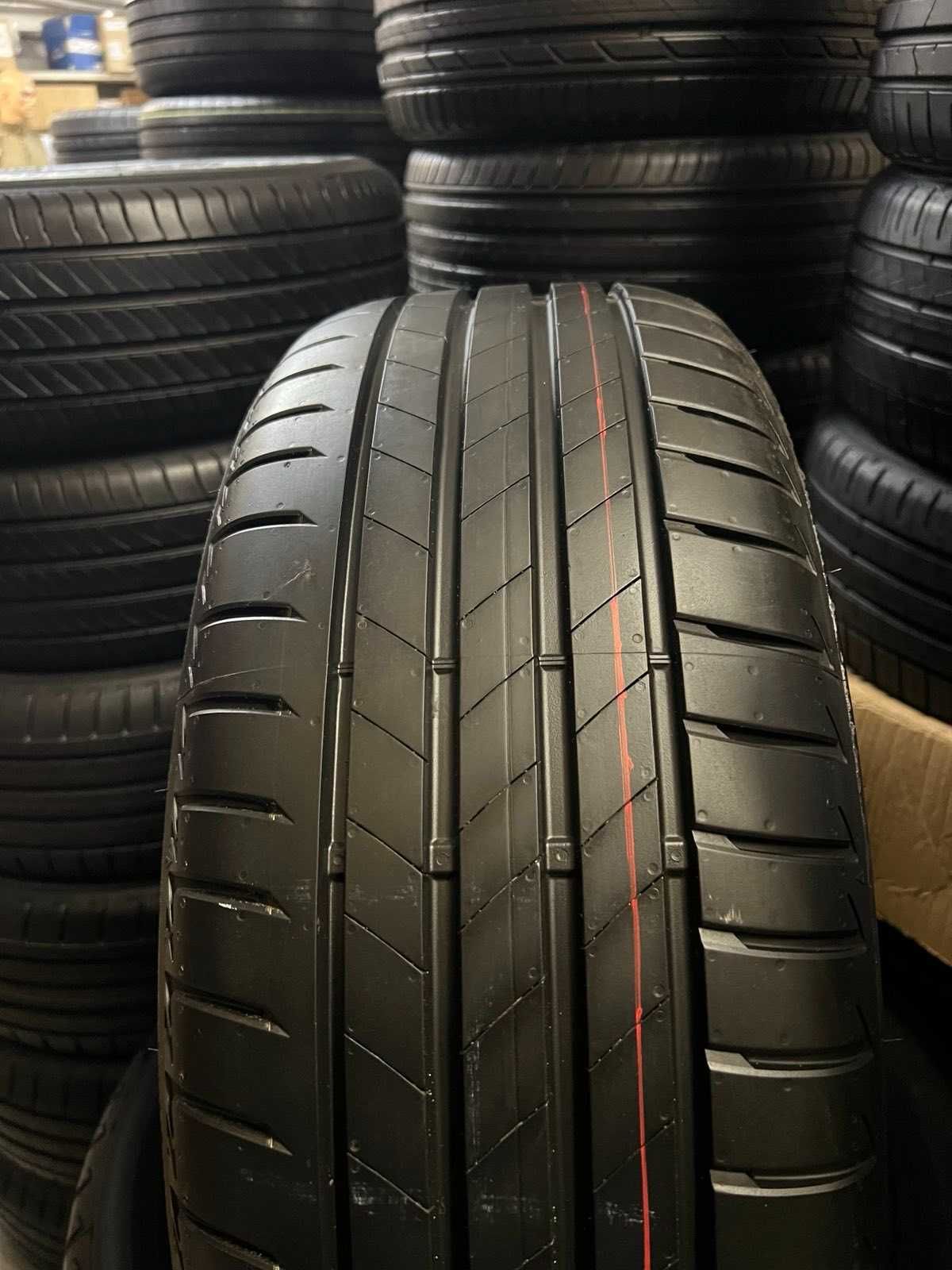 Літня шина Bridgestone Turanza T 005  235/55R18 104T Нова