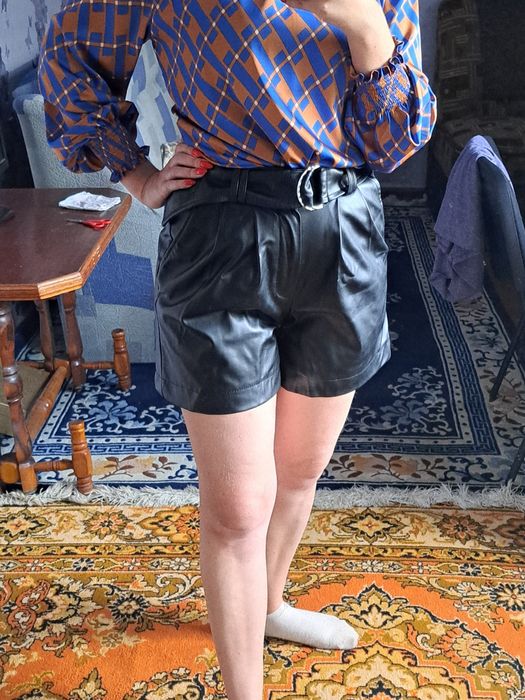 шорти з екошкіри