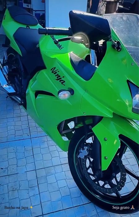 Kawasaki Ninja 250R 2013 – Escape Arrow – 43.000 km