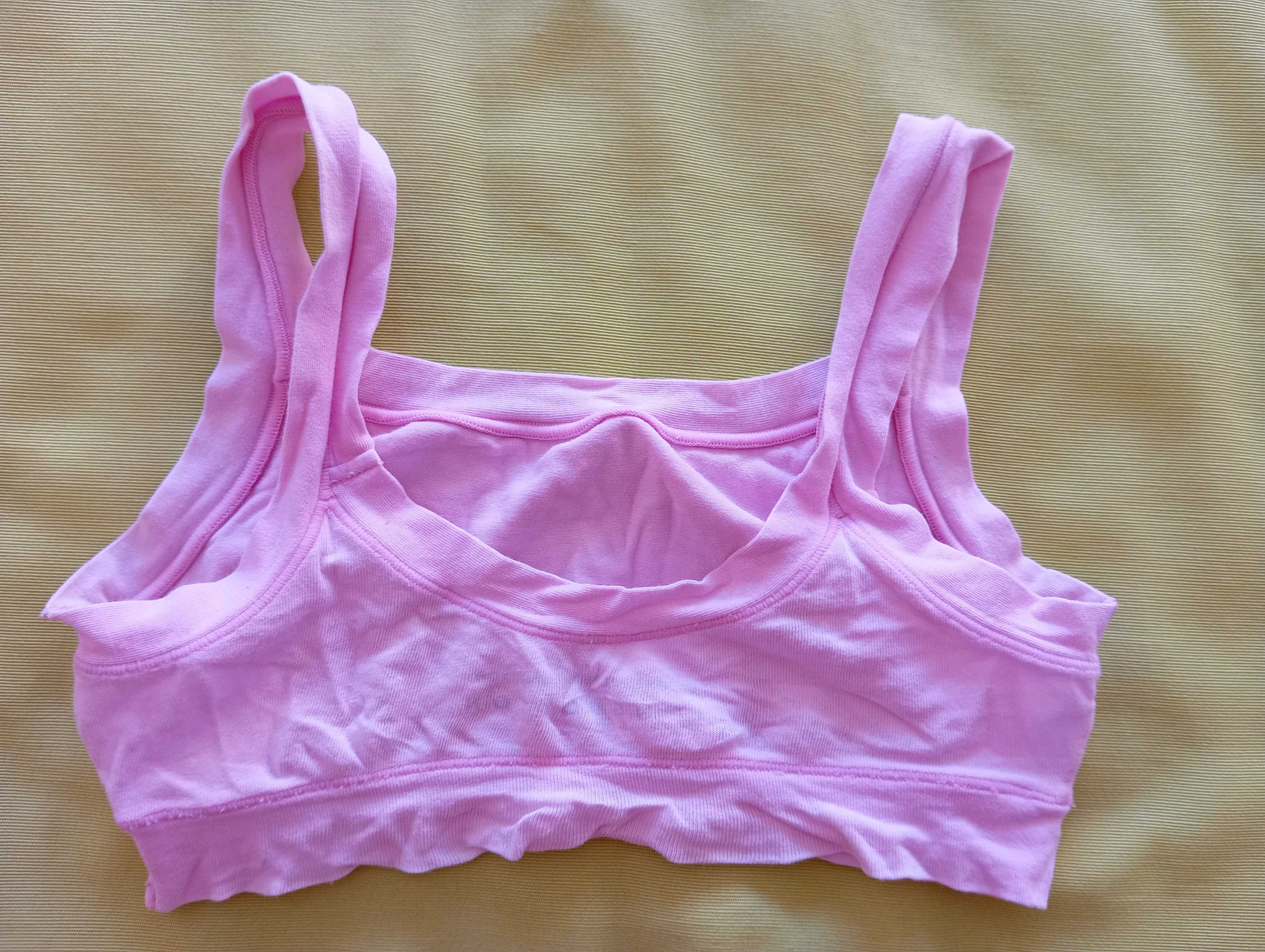 2 tops Benetton 8/9 anos