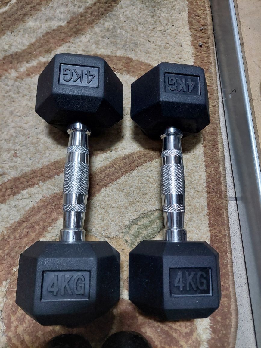 Hantle 4kg x2 nowe Gumowane