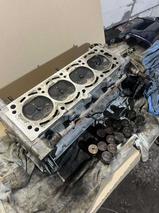 головка  опель омега б. клапанна кришка опель омега б.