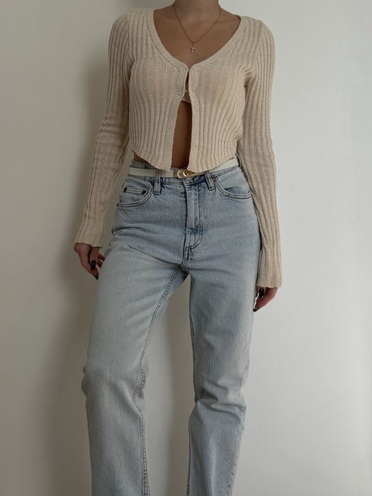 Жіночі джинси світлого кольору від Zara