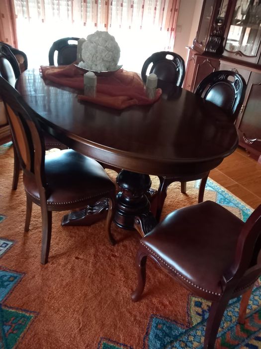 Venda de sala completa.