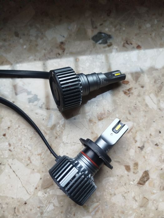 Żarówki Philips H7 LED