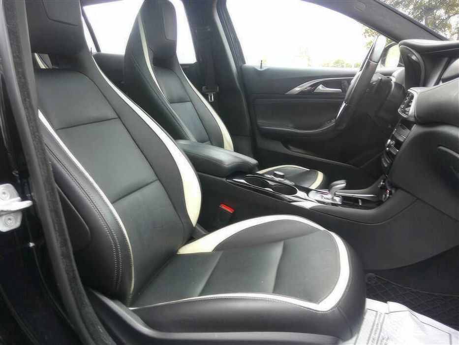 Infiniti QX30 Sport      2017