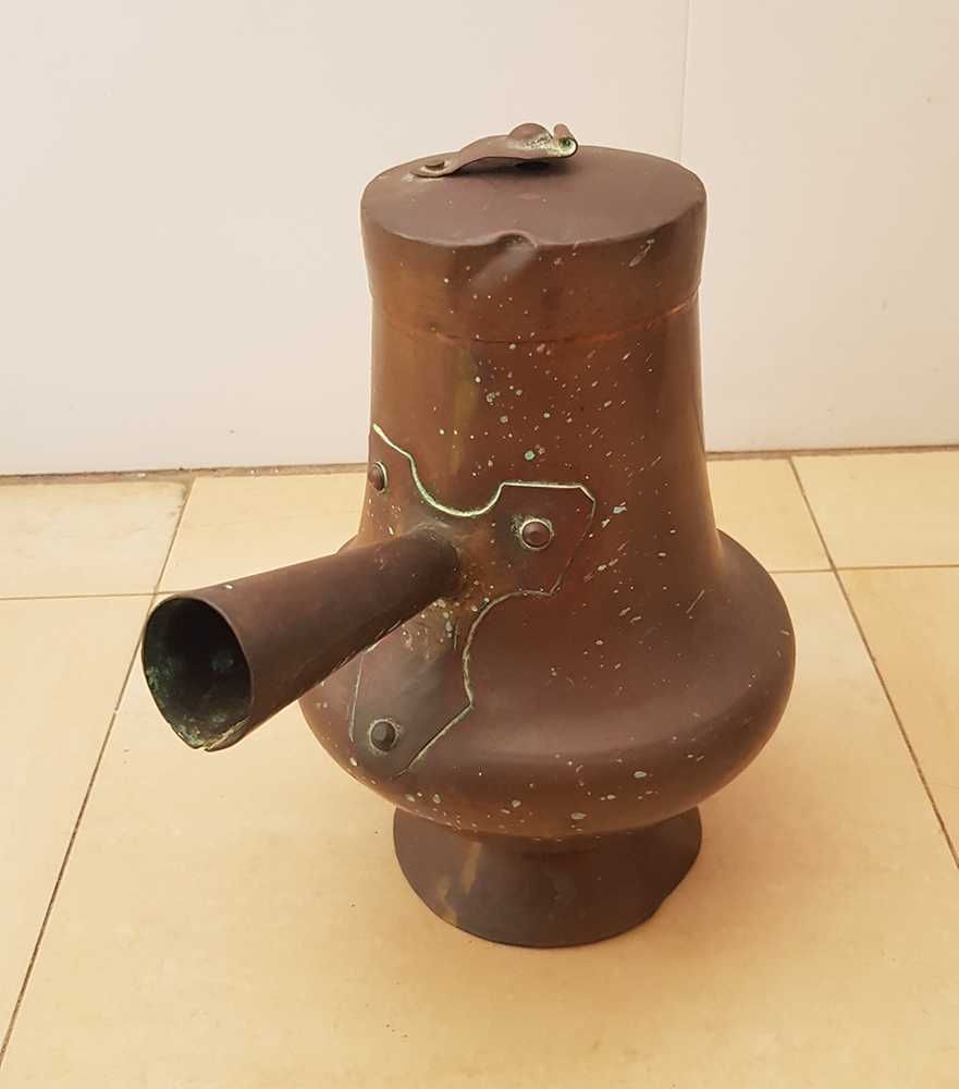 Chaleira / Chocolateira / Cafeteira em bronze/latão início século XX