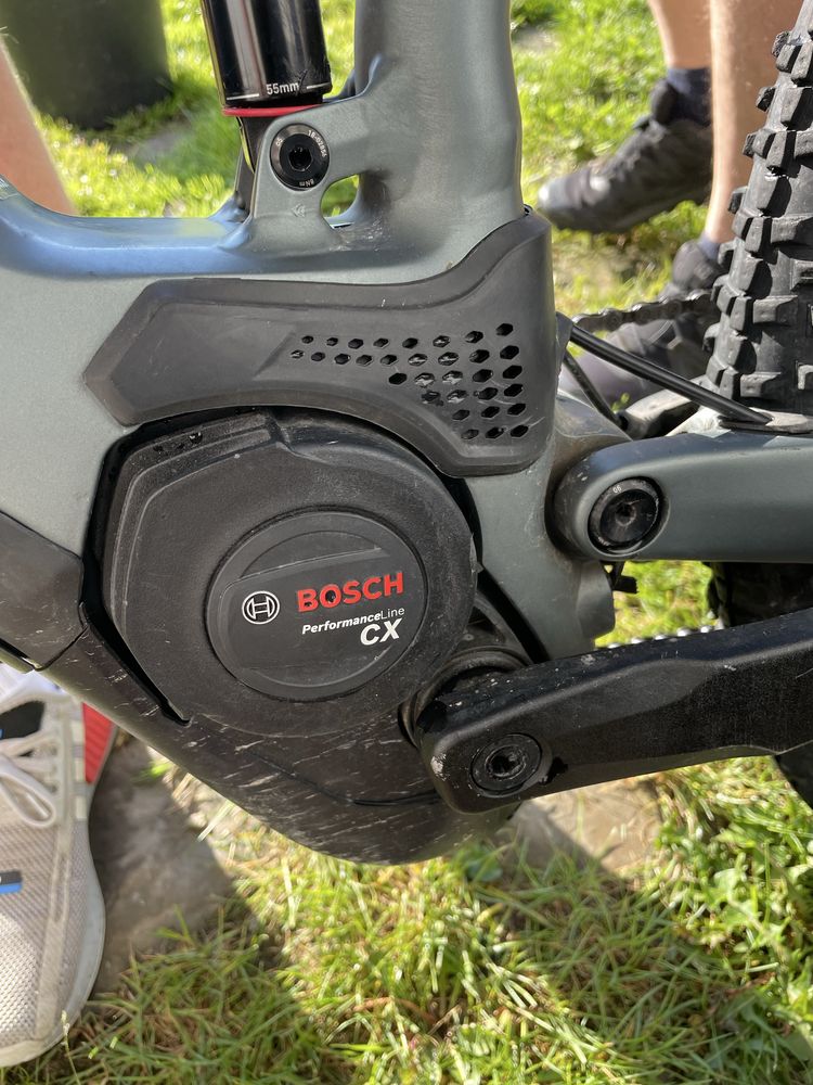Cube stereo pro hybrid 120