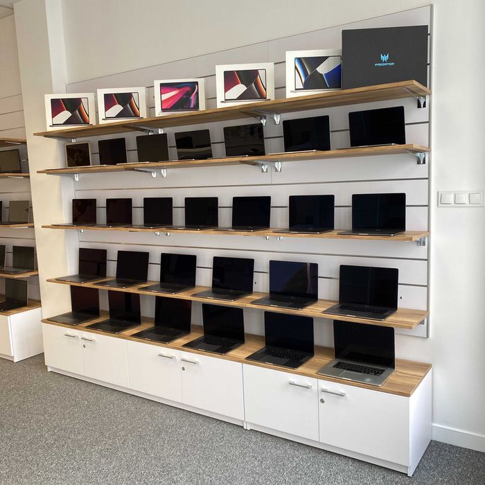 Apple Macbook Pro 13 2019 A1989 i5-8279U 16GB 256GB Space Gr Gwar A-