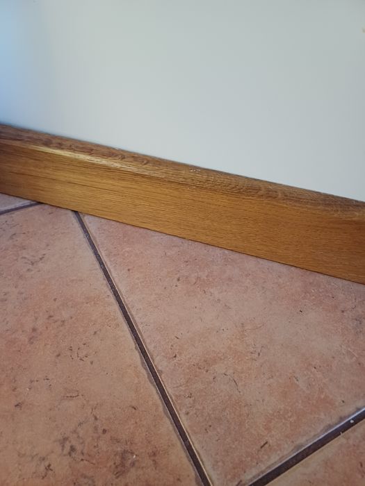 Listwy przypodłogowe